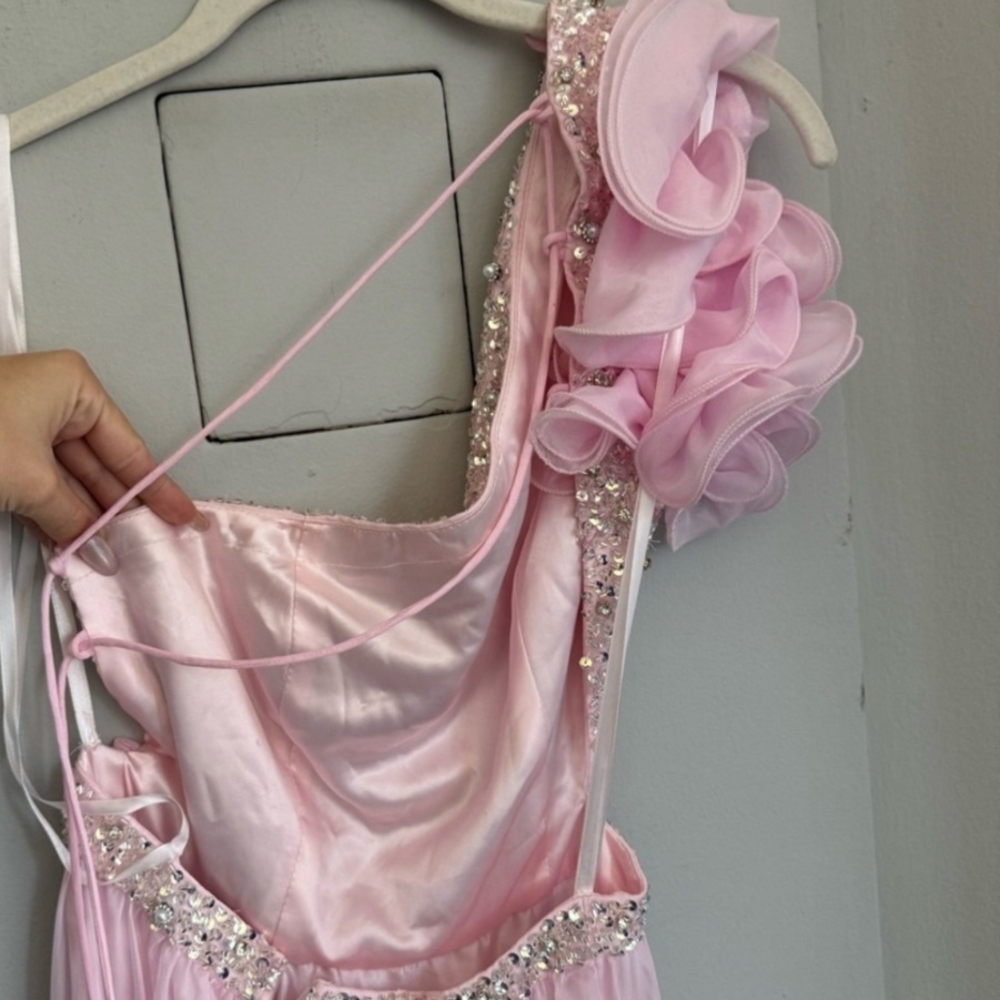 Mac Duggal Blush Pink Satin Dress - Picture 7 of 8